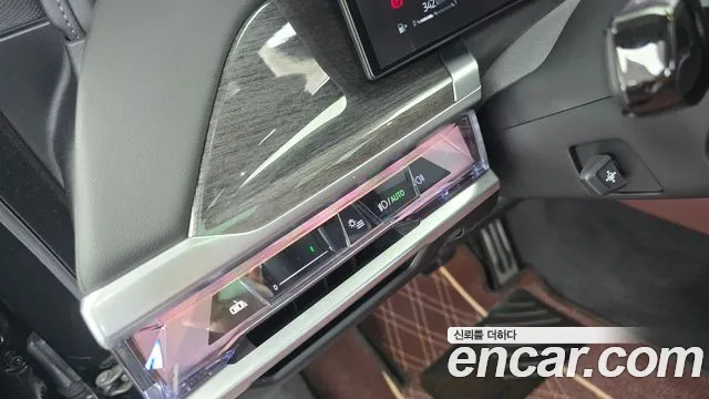 BMW 7 Series G70 — Фото автомобиля 27