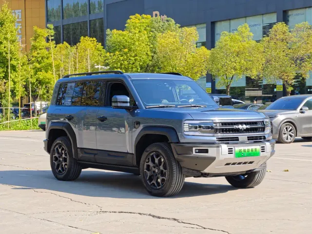 BYD FangChengBao Leopard 5 — Фото автомобиля 2