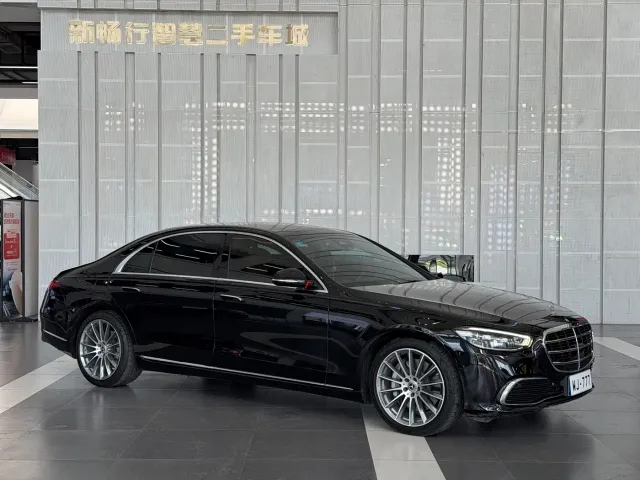 Mercedes-Benz S-Class — Фото автомобиля 3
