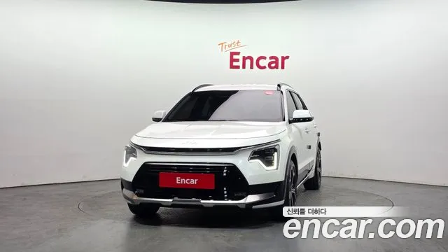 Kia Niro The All New Niro Signature — Фото автомобиля 3