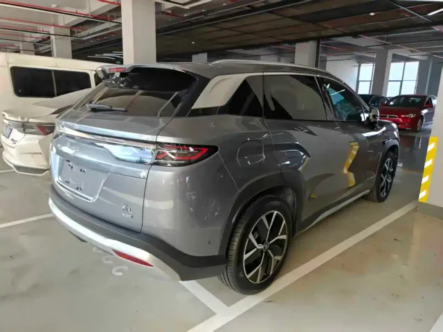 BYD Song L DM-i — Фото автомобиля 6