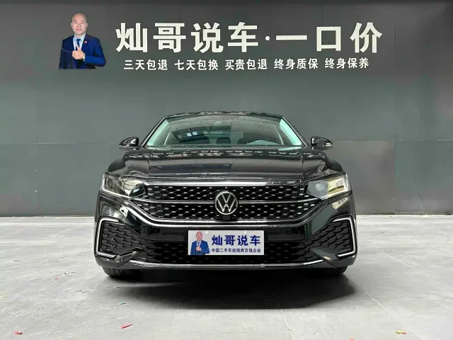 Volkswagen Passat — Фото автомобиля 5