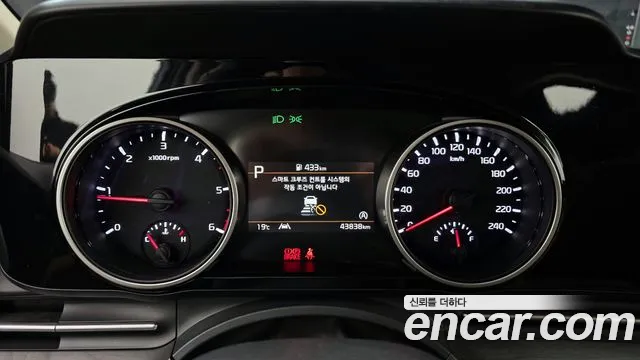 Kia Canival Carnival 4 поколение Дизель 9 мест Prestige — Фото автомобиля 8