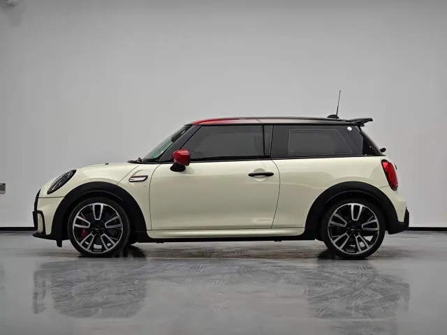 MINI John Cooper Works — Фото автомобиля 4