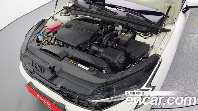 Kia K5 Новый K5 3 поколение 2.0 LPi(Для проката) — Фото автомобиля 6