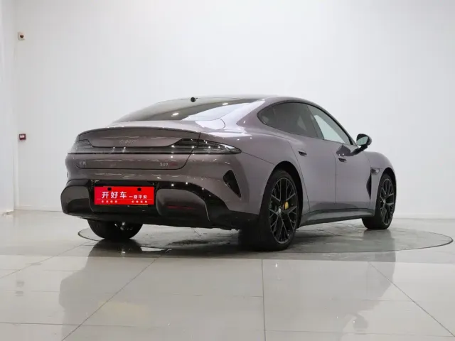 Xiaomi SU7 — Фото автомобиля 4