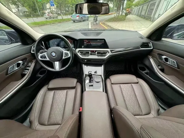 BMW 3 Series — Фото автомобиля 5