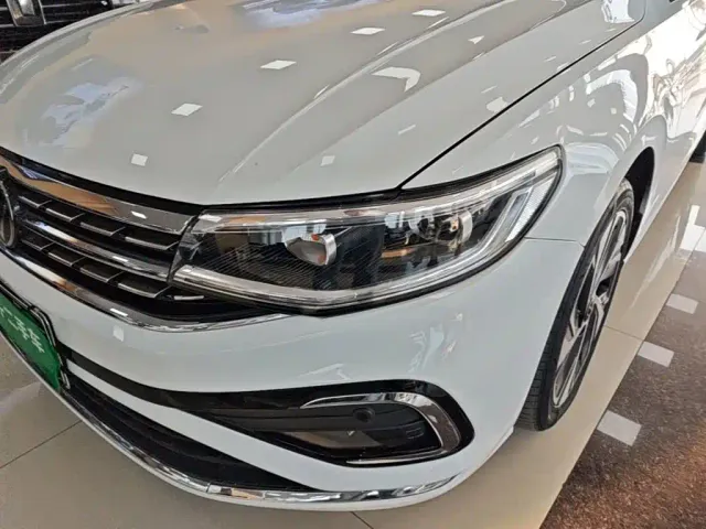Volkswagen Bora — Фото автомобиля 23