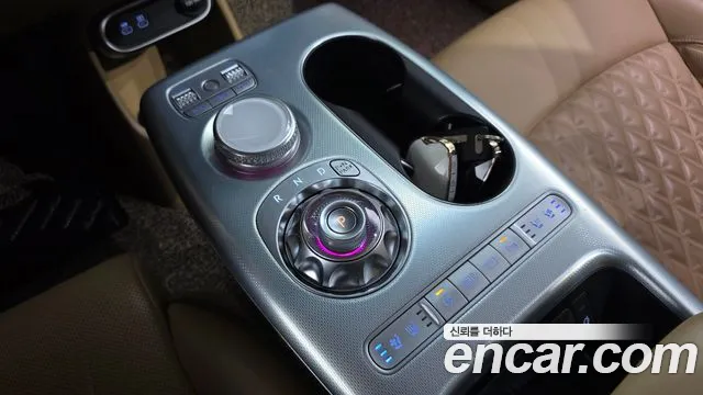 Genesis GV60 — Фото автомобиля 9