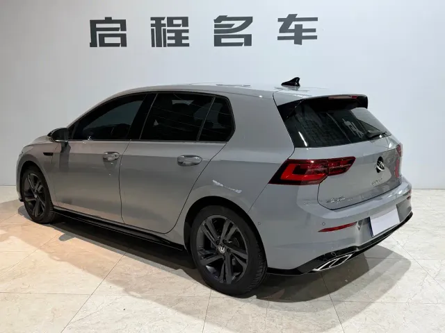 Volkswagen Golf — Фото автомобиля 6