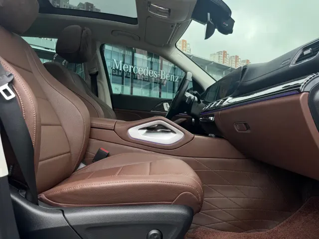 Mercedes-Benz GLS-Class — Фото автомобиля 16