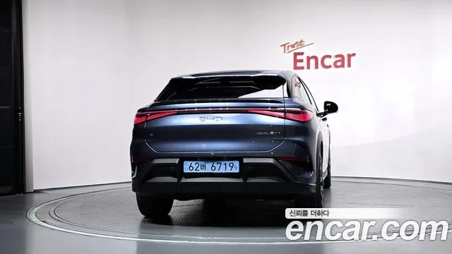 BYD Sealion 7 — Фото автомобиля 4