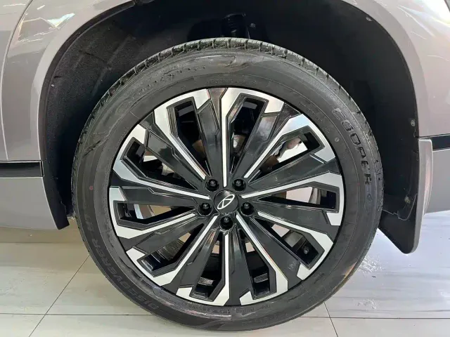 Chery Tiggo 9 — Фото автомобиля 20