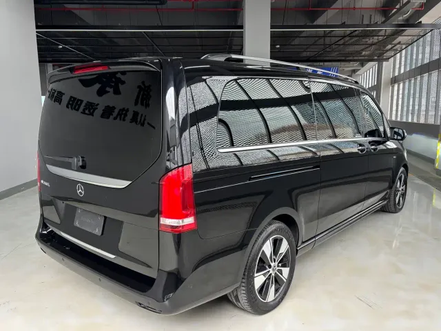 Mercedes-Benz V-Class — Фото автомобиля 15