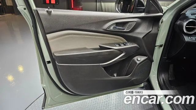 ChevroletGMDaewoo Trax Trax Кроссовер — Фото автомобиля 24