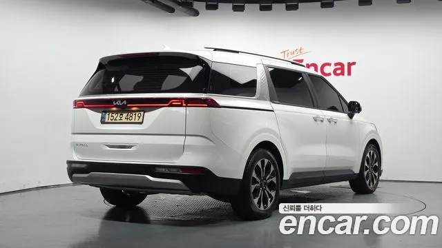 Kia Canival Carnival 4 поколение Бензин 9 мест Prestige — Фото автомобиля 2