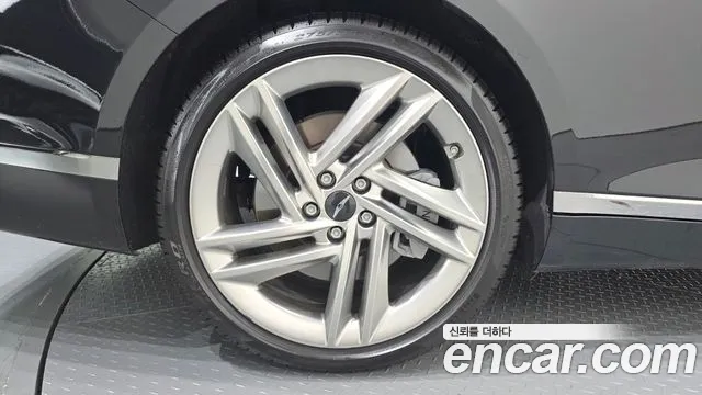 Genesis G80 RG3 — Фото автомобиля 5