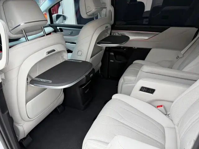 Buick Buick GL8 New Energy 2024 Landglory Luxury Edition 7-Seater — Фото автомобиля 10