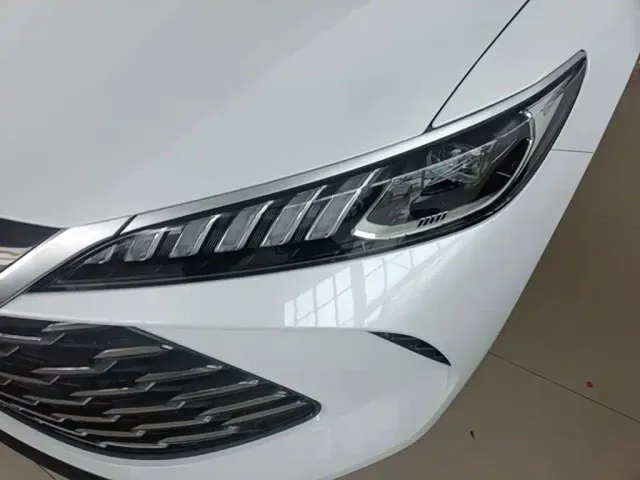 BYD Qin PLUS — Фото автомобиля 23