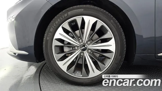 Kia K8 K8 Hybrid — Фото автомобиля 5