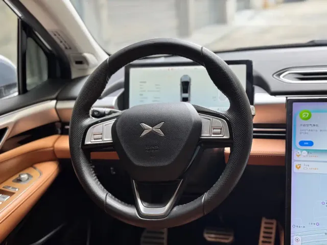 Xpeng P5 — Фото автомобиля 5