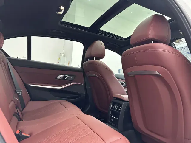 BMW 3 Series — Фото автомобиля 21