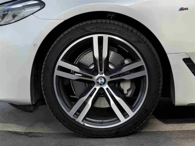 BMW 6 Series Gran Turismo — Фото автомобиля 4
