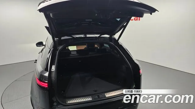 Land Rover Range Rover Velar Range Rover Velar 3.0 P400 Dynamic HSE — Фото автомобиля 20