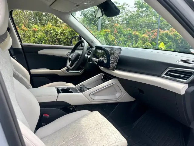 BYD Yuan UP 2024 401KM Leading Edition — Фото автомобиля 7