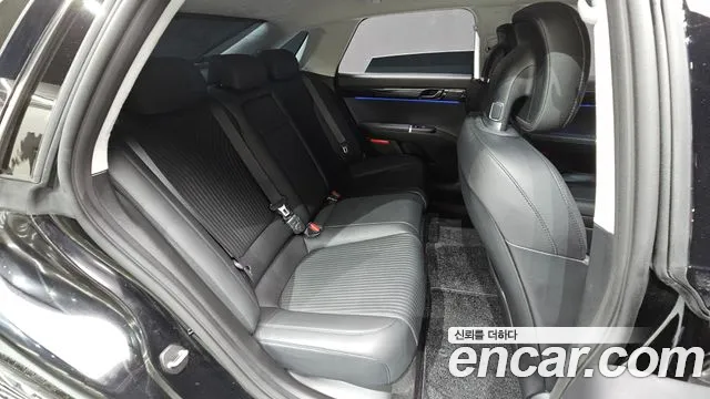 Hyundai Grandeur GN7 — Фото автомобиля 17