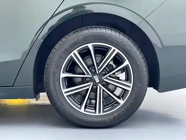 Geely Galaxy A7 — Фото автомобиля 15