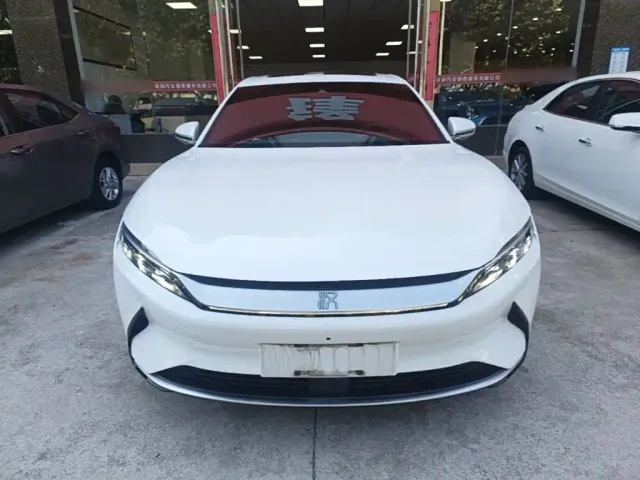 BYD Han — Фото автомобиля 2
