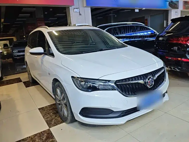Buick GL6 — Фото автомобиля 3