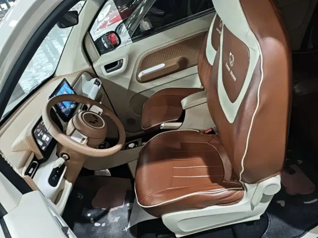 Wuling Hongguang Mini EV — Фото автомобиля 14