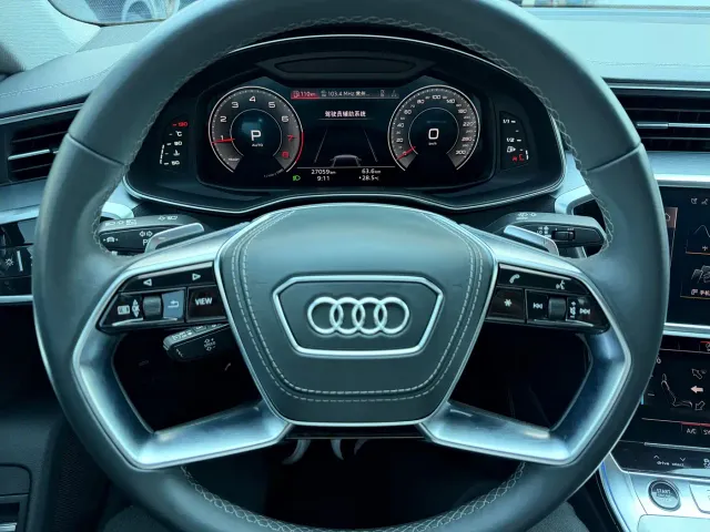 Audi A7L — Фото автомобиля 7