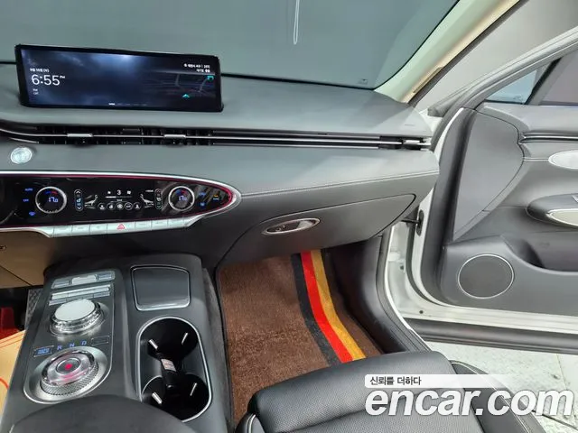 Genesis GV70 Electrified GV70 — Фото автомобиля 12