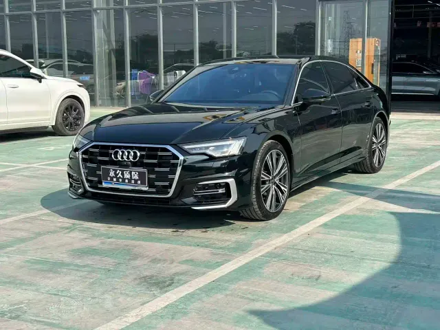 Фотография автомобиля — Audi A6L