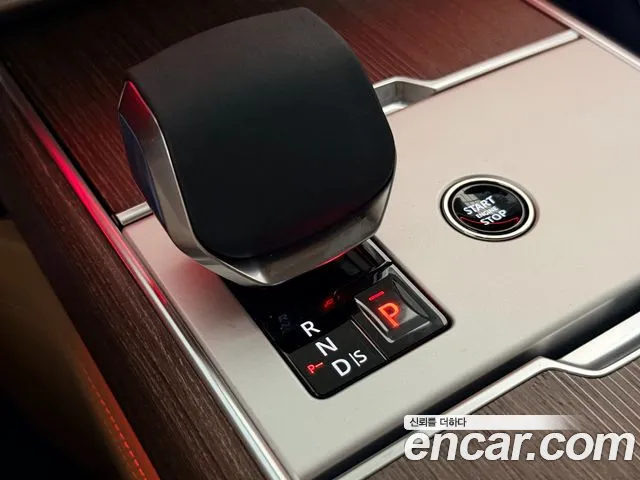 Land Rover Range Rover — Фото автомобиля 12