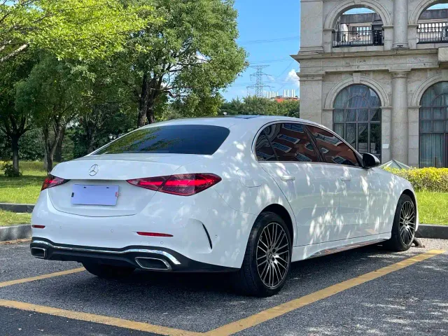 Mercedes-Benz C-Class — Фото автомобиля 6