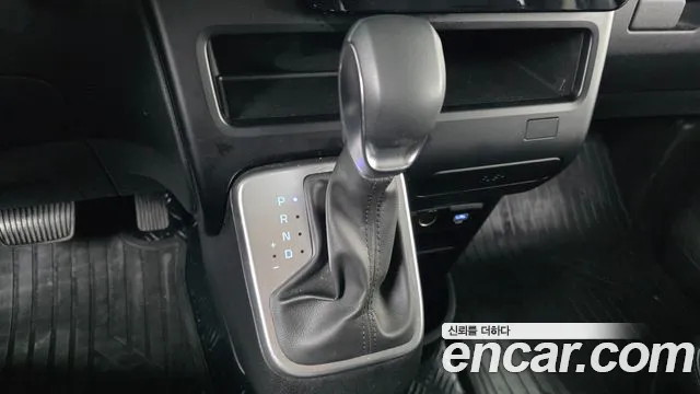 Hyundai Staria — Фото автомобиля 12