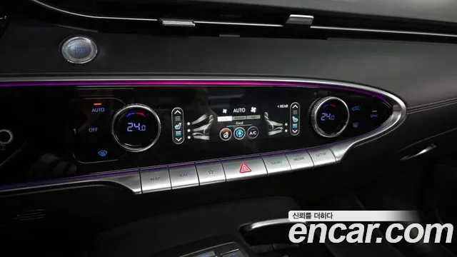 Genesis GV70 2.5T Бензин 2WD — Фото автомобиля 20