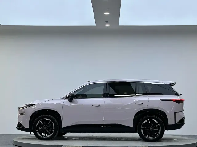 Toyota BoZhi 3X — Фото автомобиля 5