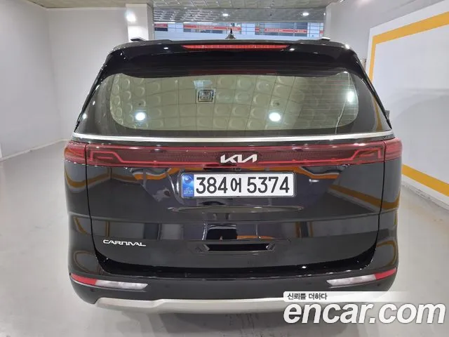 Kia Canival Carnival 4 поколение Бензин 9 мест Signature — Фото автомобиля 4