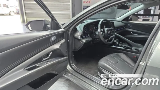 Hyundai Avante — Фото автомобиля 10