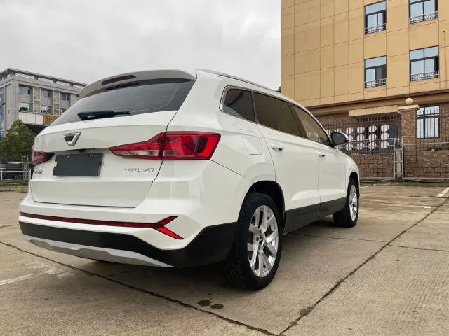 Jetta VS7 — Фото автомобиля 6