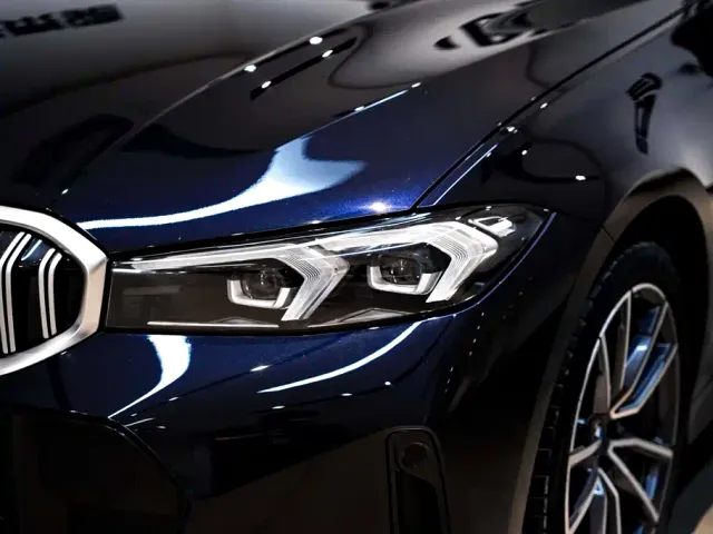 BMW 3 Series — Фото автомобиля 10