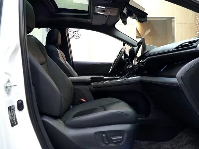 Toyota Sienna — Фото автомобиля 8