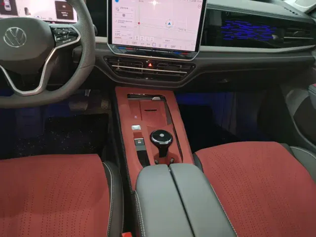 Volkswagen Passat — Фото автомобиля 13