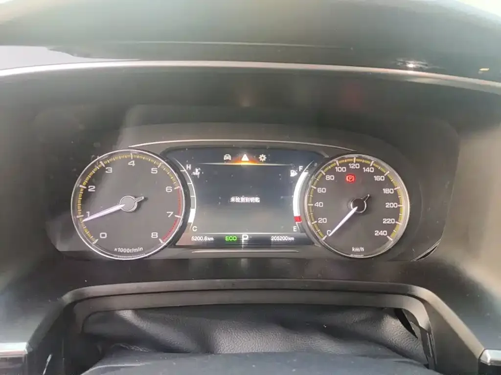GAC Trumpchi Trumpchi M8 2023 Leading Series 390T Premium Edition — Фото автомобиля 15