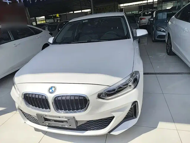 BMW 1 Series — Фото автомобиля 2